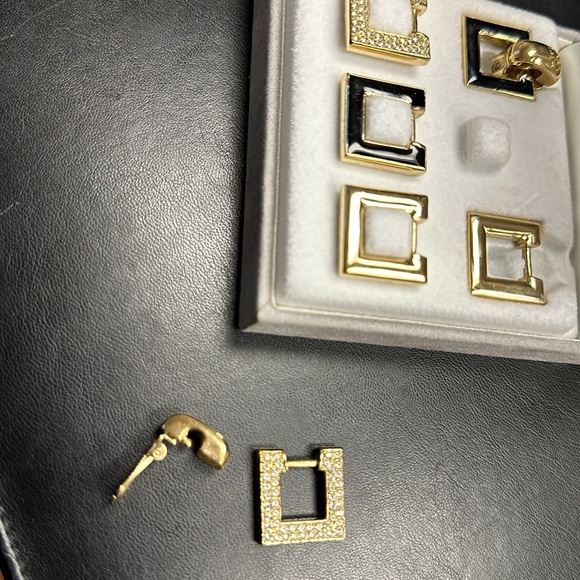 Christian Dior interchangeable earring set - Picture 5 of 5